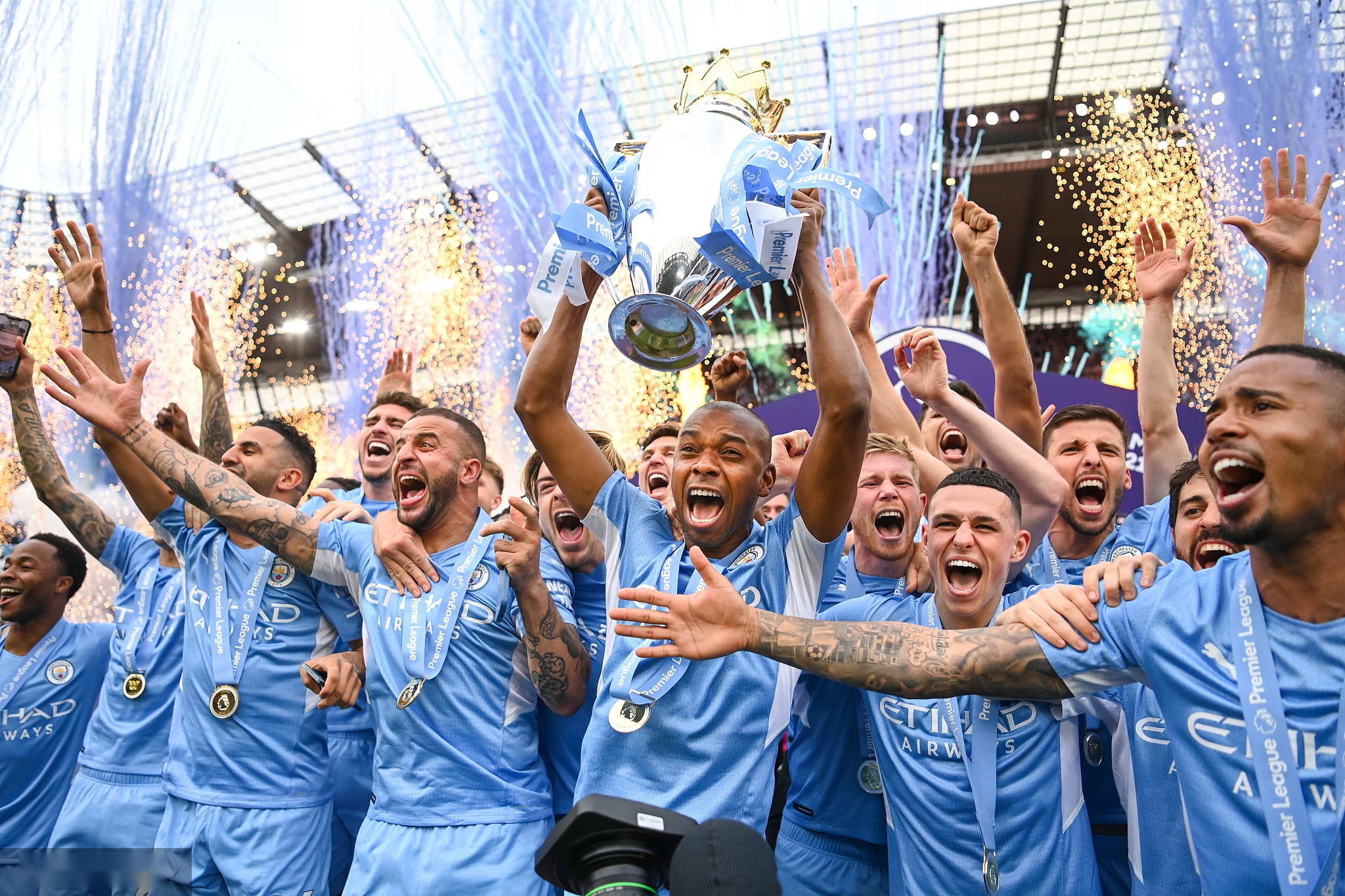 成功抓住亚 成功抓住亚