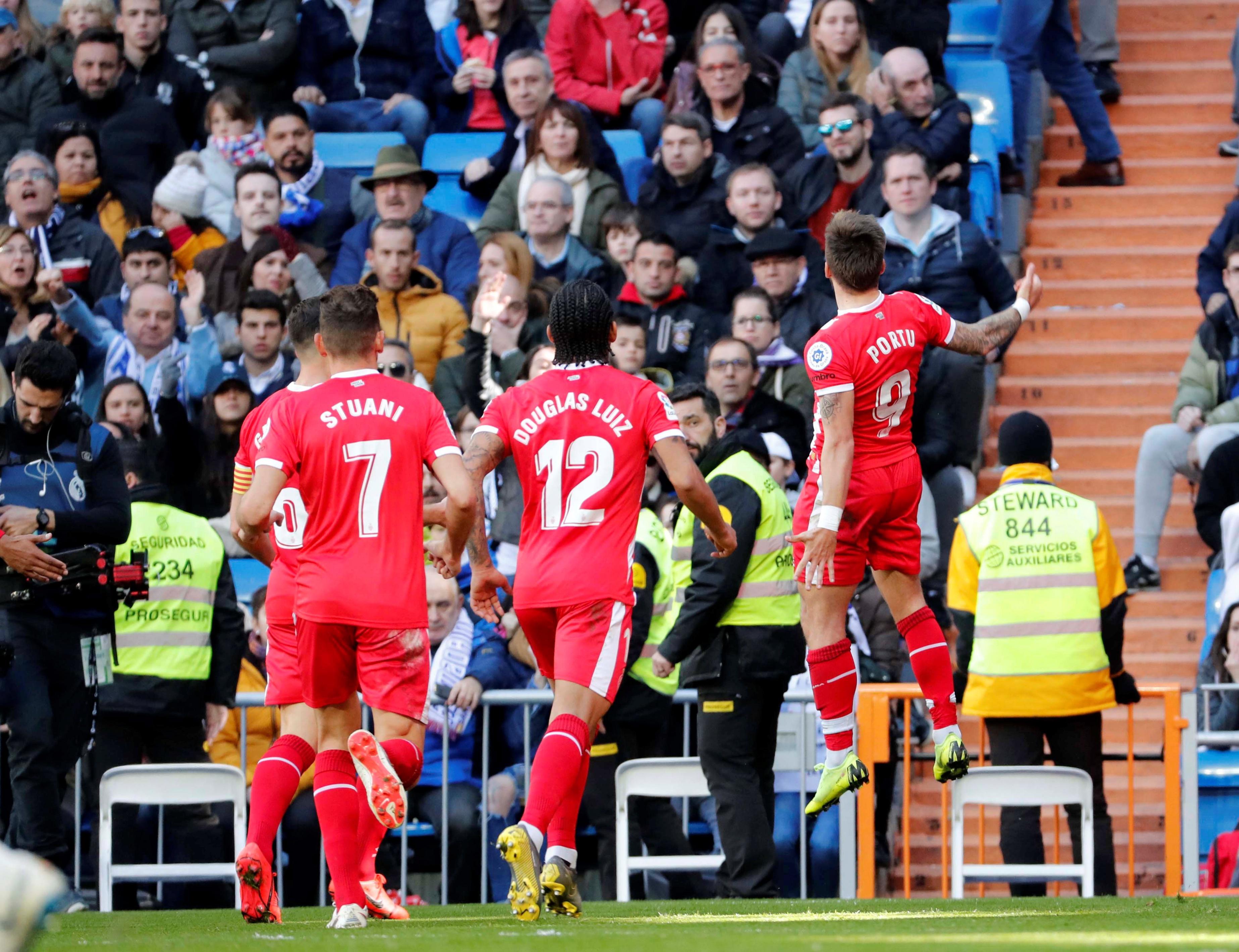 通过调整其 通过调整其